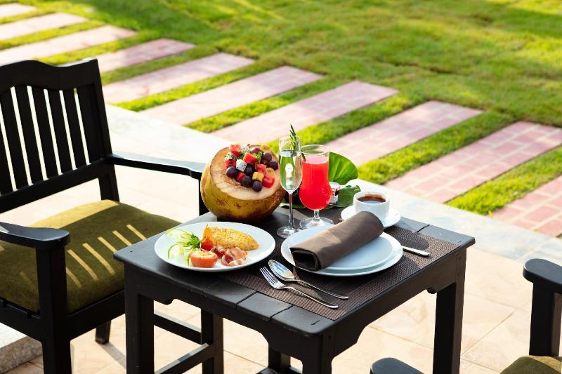 בית מלון כפרי Sansan Resort