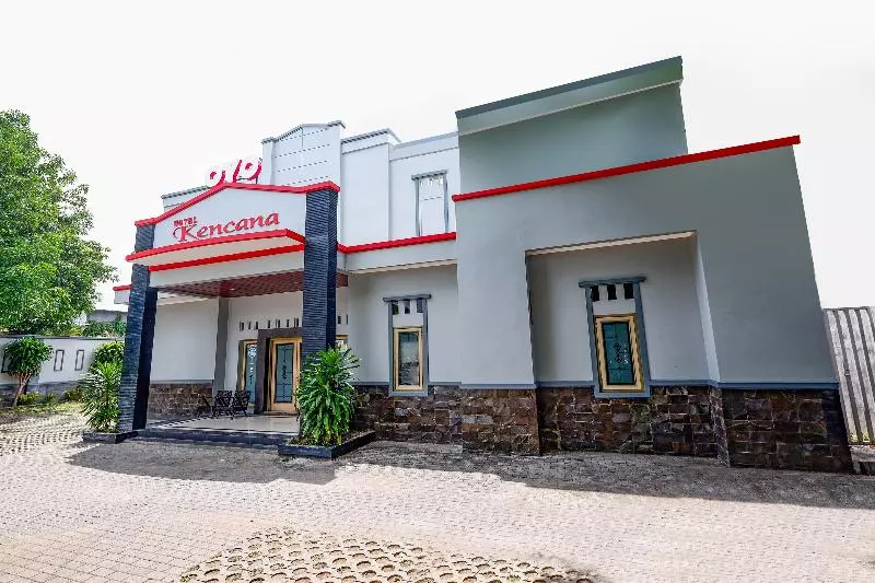 Hotel Oyo 2436  Kencana