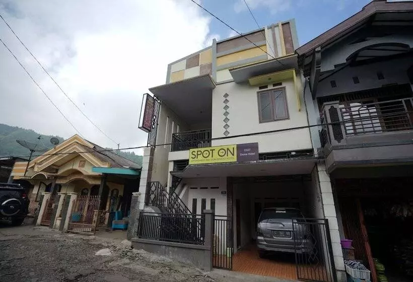 Hotelli Spot On 2327 Dome