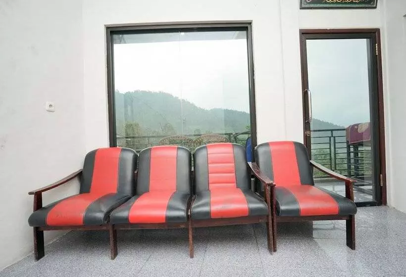 Hotelli Spot On 2327 Dome