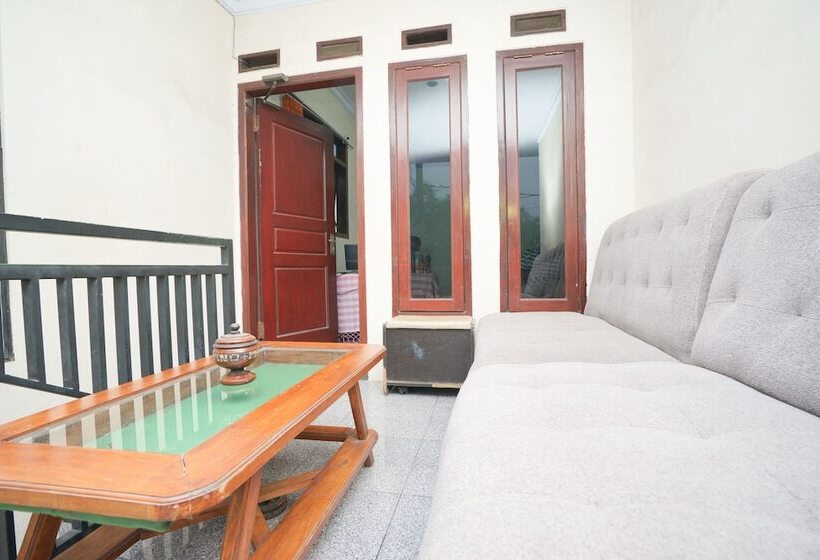 فندق Spot On 2327 Dome