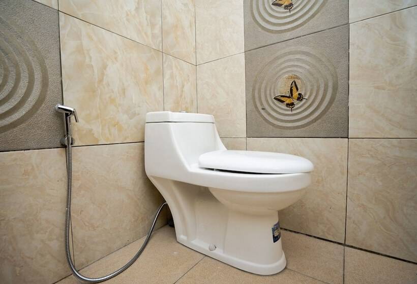 فندق Spot On 2327 Dome