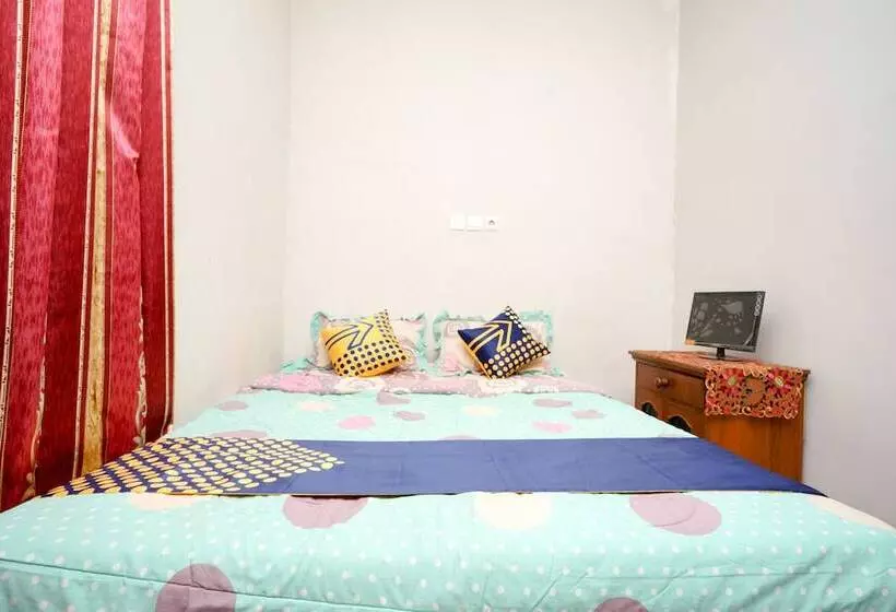 Hotelli Spot On 2327 Dome