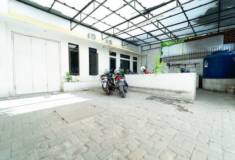 بنسيون Koolkost Syariah Near Stie Trianandra