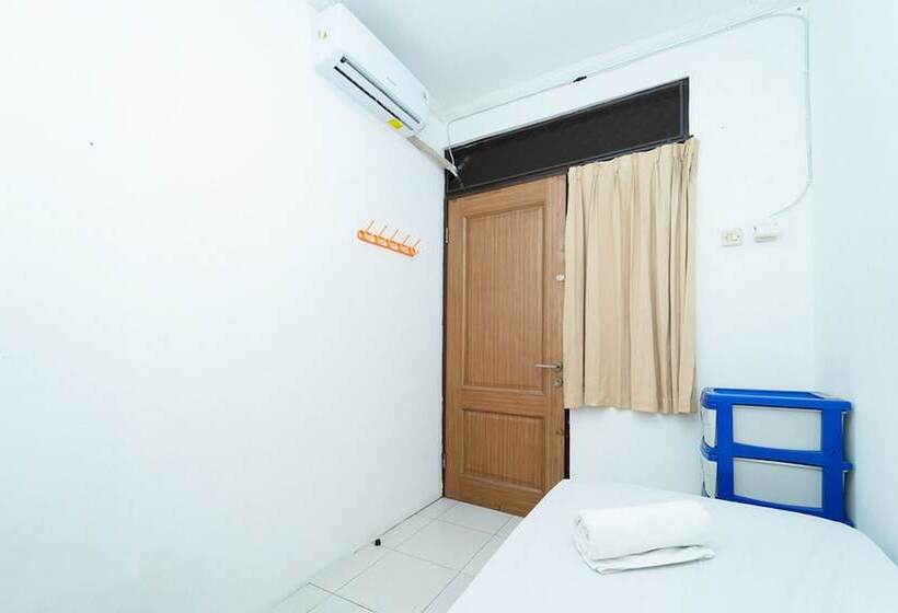 بنسيون Koolkost Syariah Near Stie Trianandra