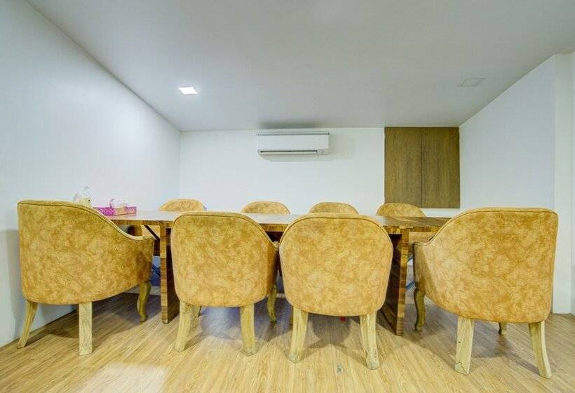 פנסיון Fabhotel Elvis Inn Nr Mumbai International Airport