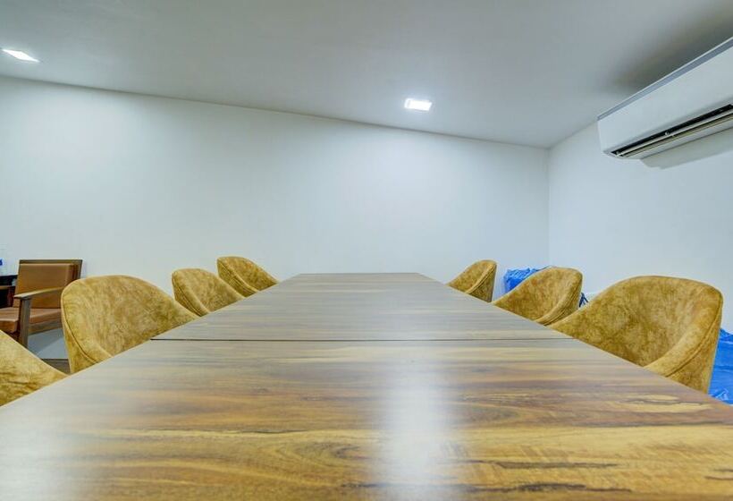 פנסיון Fabhotel Elvis Inn Nr Mumbai International Airport