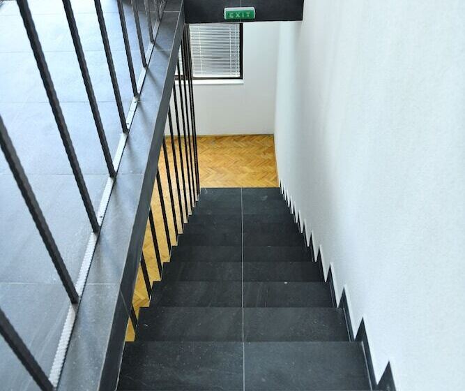 Hostel & Apartments Academy