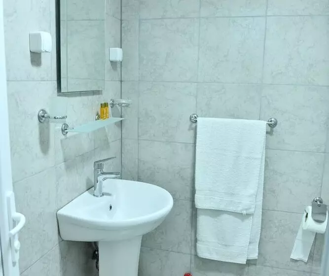 Hostel & Apartments Academy