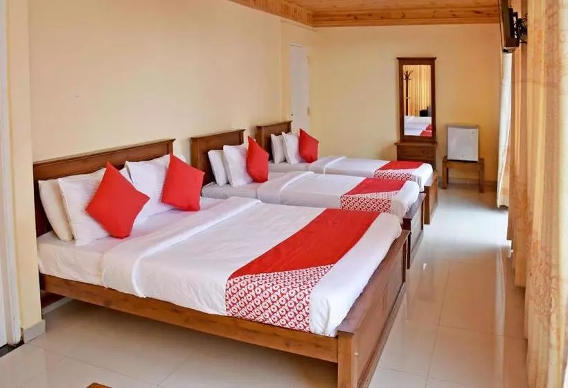 هتل Oyo 487 Sudha Ozone Freeze