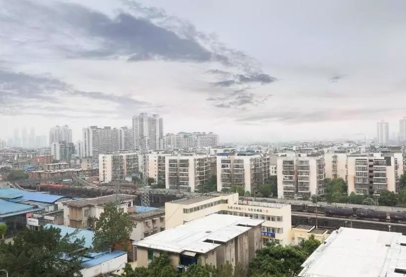 Hotelli Urba  · Shahe North Station Liuzhou