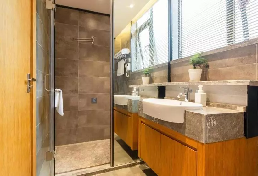 Hotelli Urba  · Shahe North Station Liuzhou