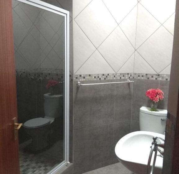 تختخواب و صبحانه Aan Die Voet Van Die Magalies