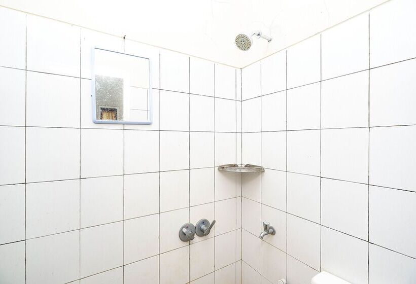 فندق Spot On 2414 Homestay Potroyudan Syariah