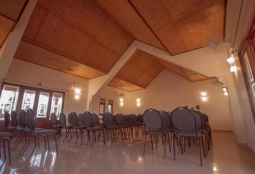 Hotel G S Resort