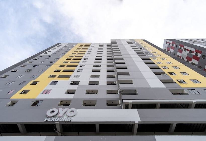 فندق Oyo Flagship 1481 Apartemen Sentraland Medan