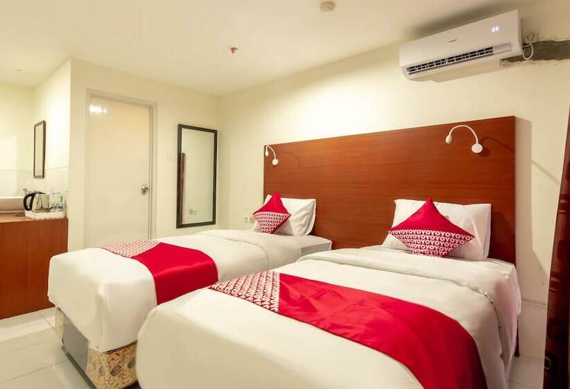 فندق Oyo Flagship 1481 Apartemen Sentraland Medan