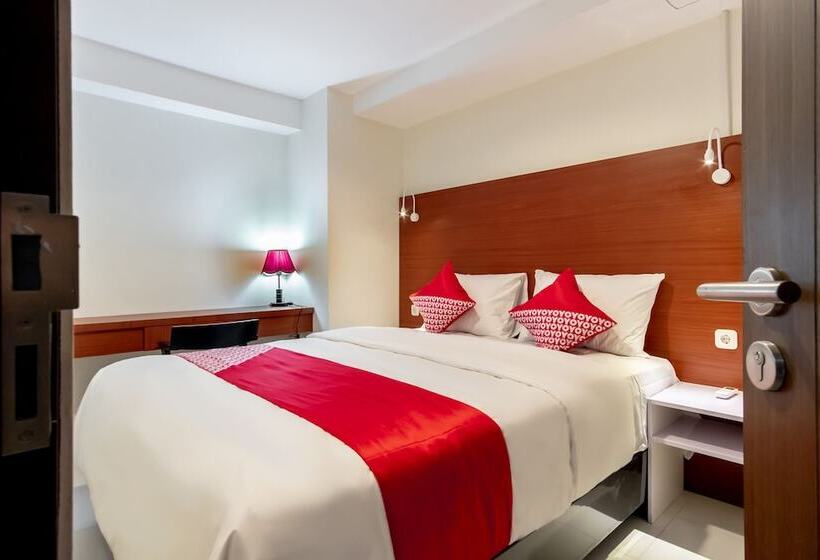 فندق Oyo Flagship 1481 Apartemen Sentraland Medan
