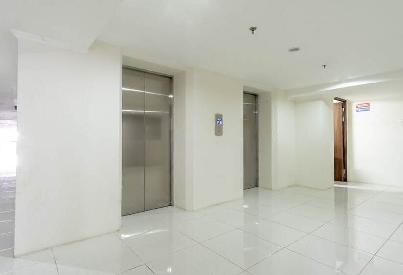 فندق Oyo Flagship 1481 Apartemen Sentraland Medan