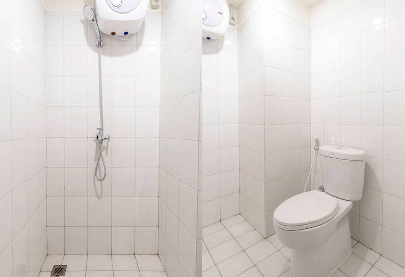 فندق Oyo Flagship 1481 Apartemen Sentraland Medan