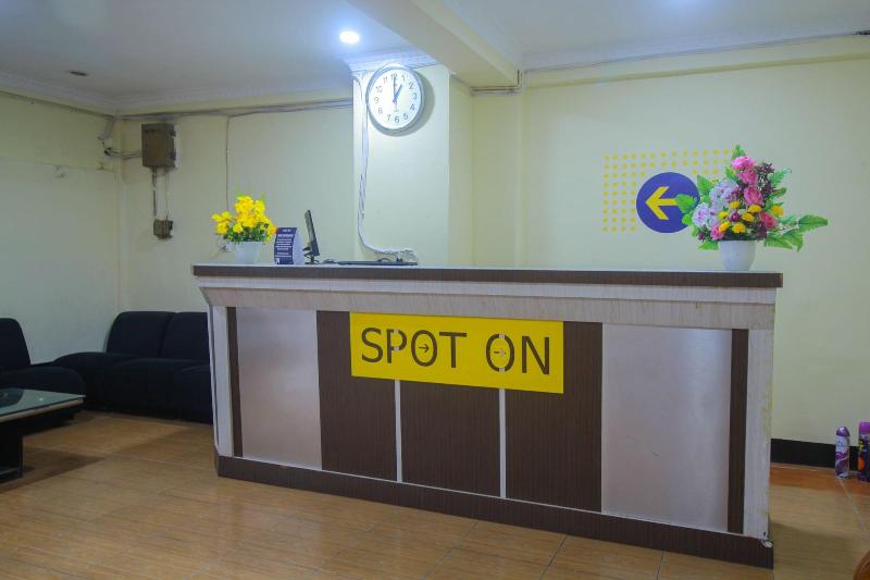 فندق Spot On 2305 Andys Nur Penginapan