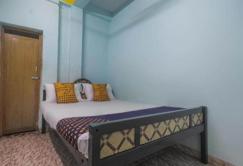 هتل Spot On 62056 Sri Peryandavar Lodge