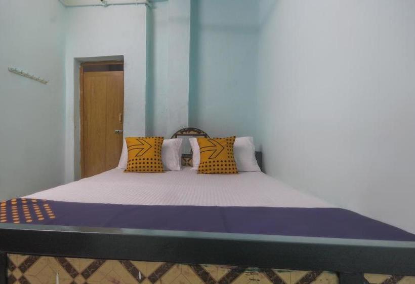 هتل Spot On 62056 Sri Peryandavar Lodge