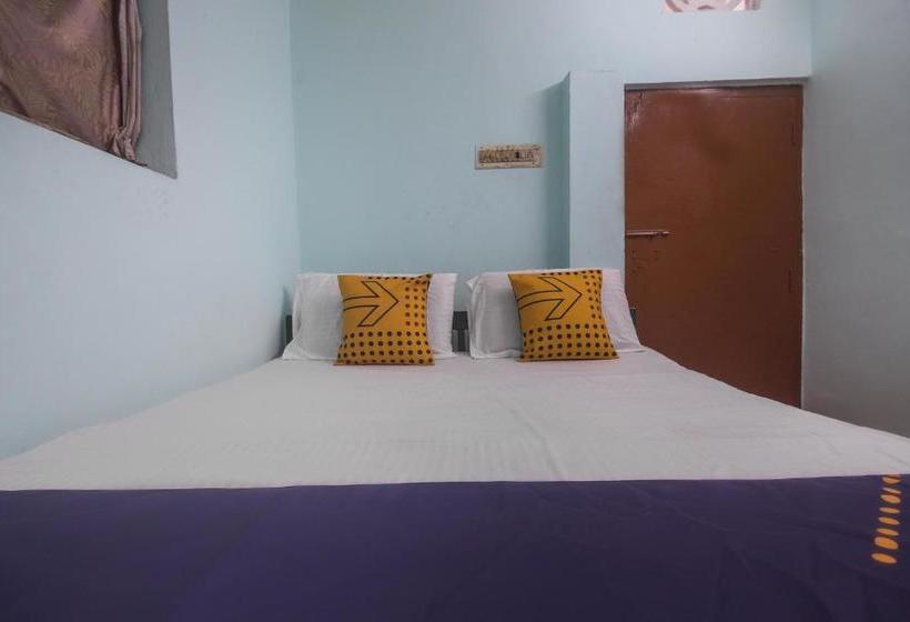 هتل Spot On 62056 Sri Peryandavar Lodge