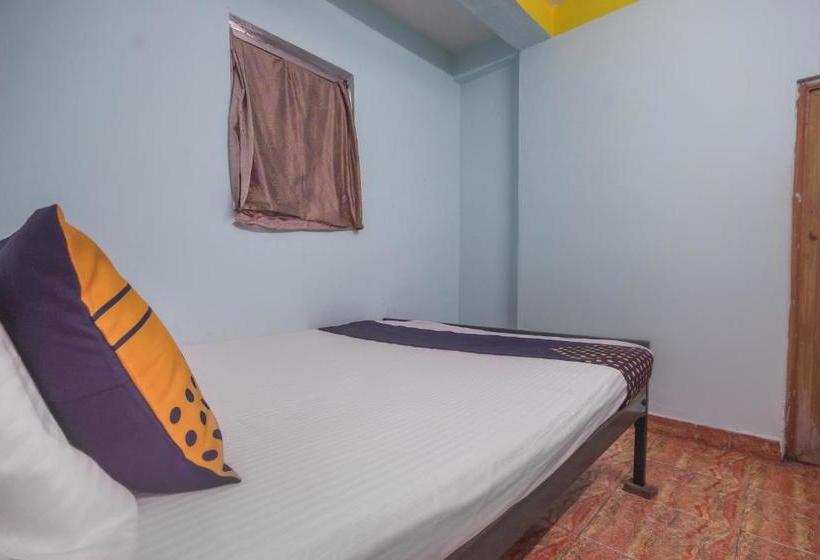 هتل Spot On 62056 Sri Peryandavar Lodge