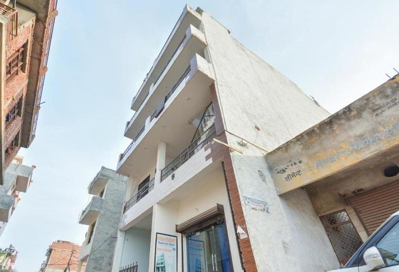 酒店 Spot On 66570 Dhiman Residency