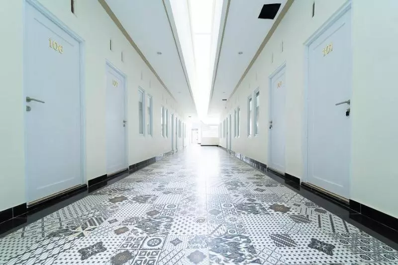 ペンション Reddoorz Near Griya Agung Palembang