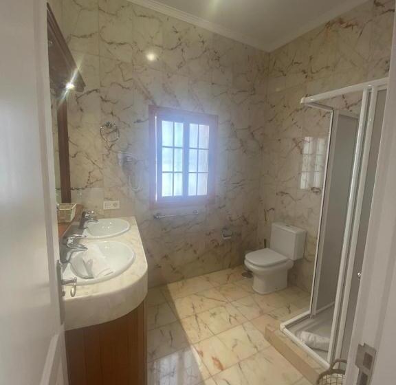 هاستل Lantia Rooftop House