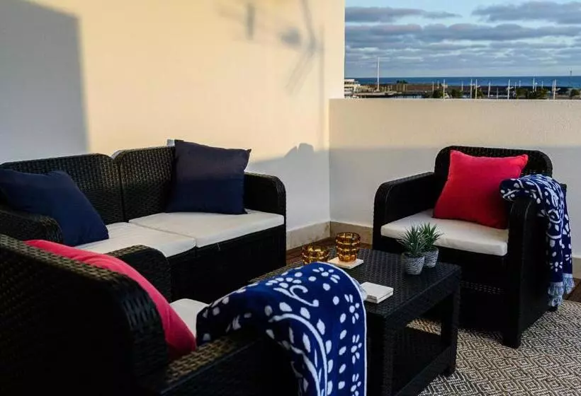 ユースホステル Lantia Rooftop House