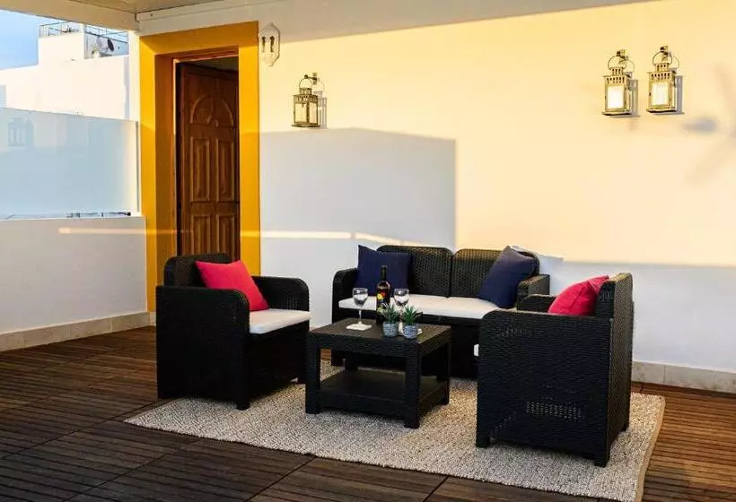 ユースホステル Lantia Rooftop House