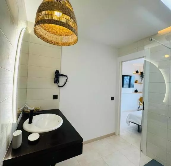 ユースホステル Lantia Rooftop House