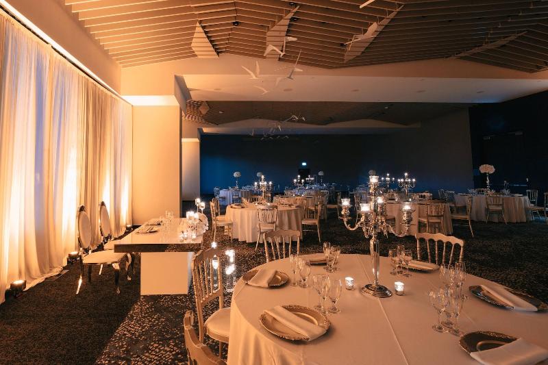 فندق Courtyard By Marriott Montreal Brossard