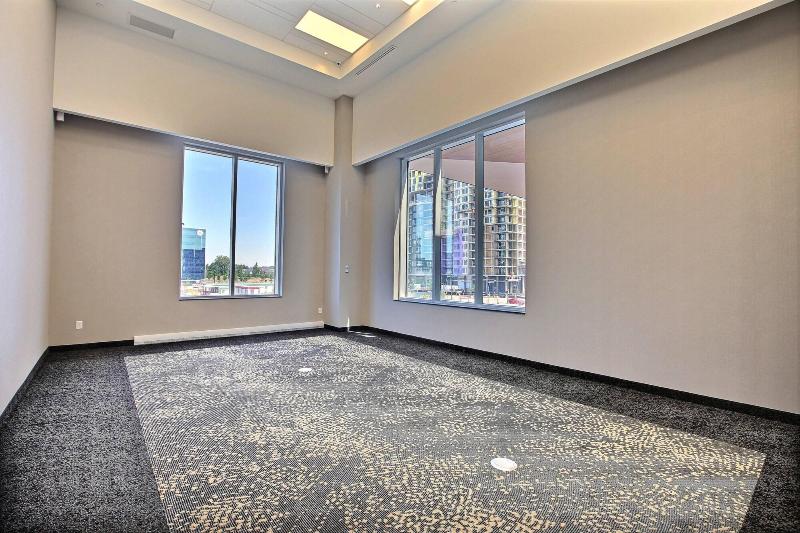 فندق Courtyard By Marriott Montreal Brossard