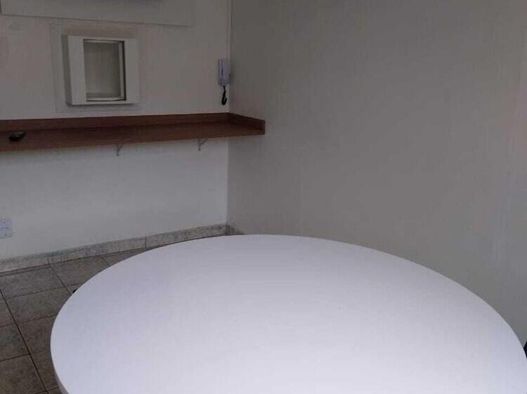 בית מלון כפרי Pensão Bh