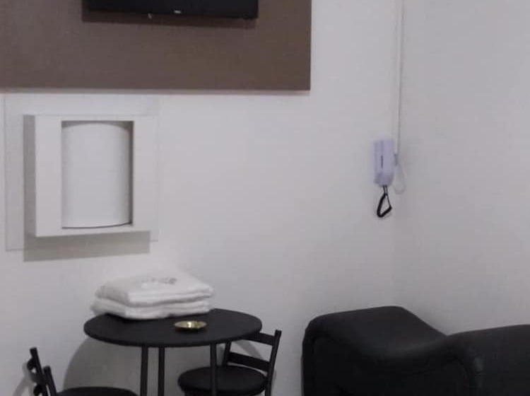 בית מלון כפרי Pensão Bh