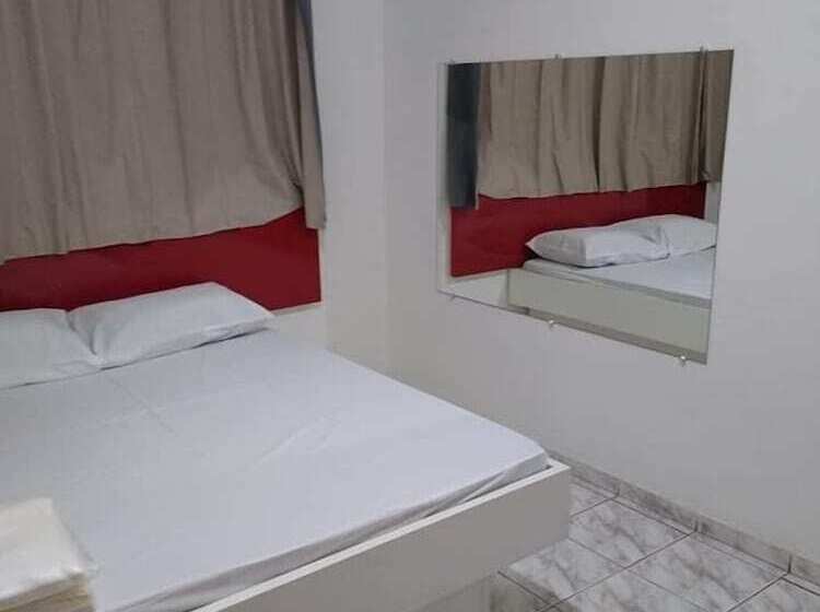 בית מלון כפרי Pensão Bh