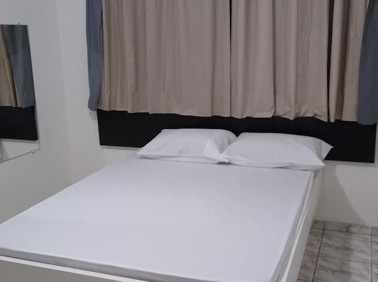 בית מלון כפרי Pensão Bh