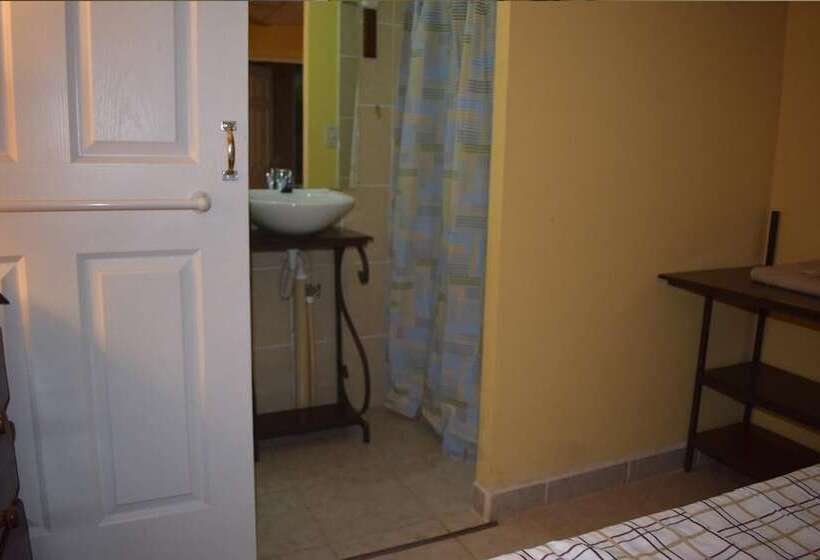 Orison Hostels Managua