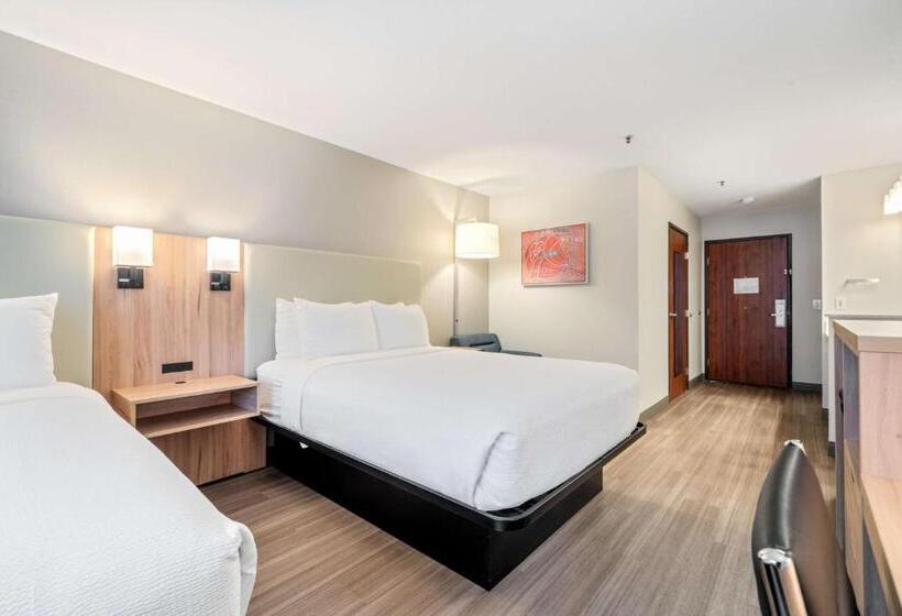 Best Western Lake Oswego Hotel & Suites