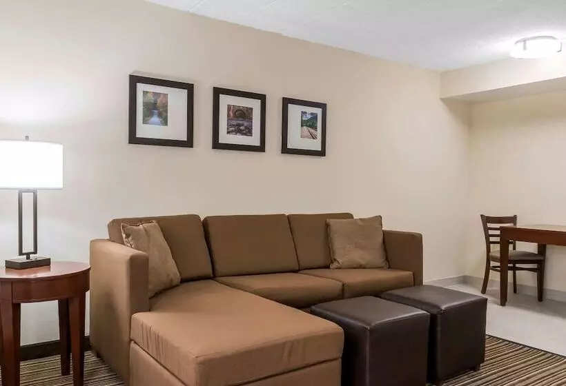 Отель Comfort Inn  Pocono Mountains