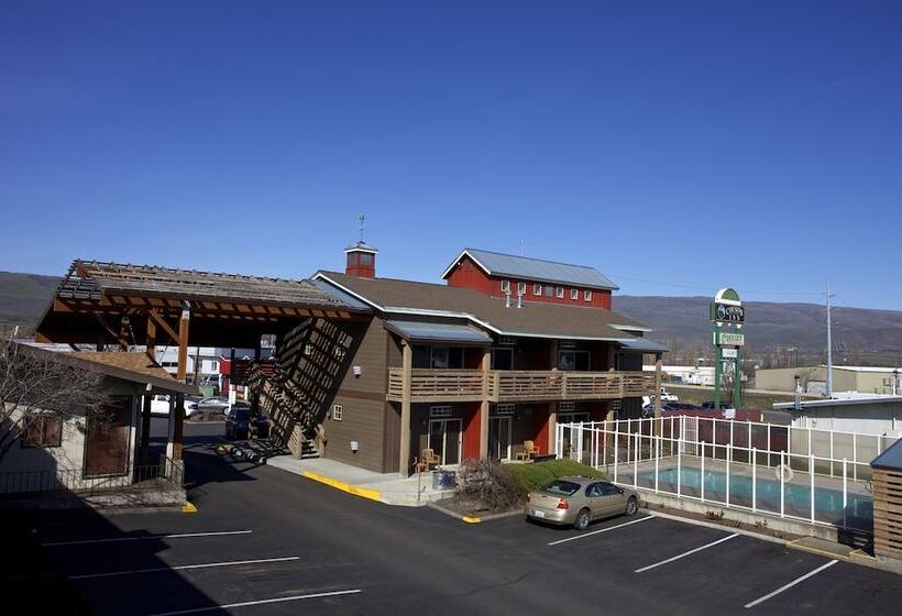 Отель Cousin S Country Inn