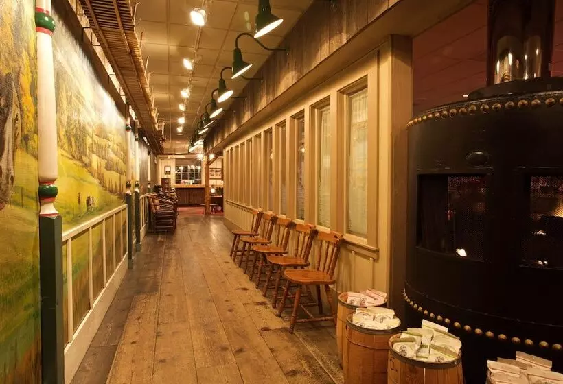 호텔 Cousin S Country Inn