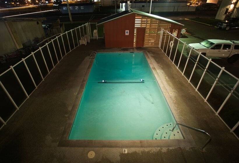 Отель Cousin S Country Inn