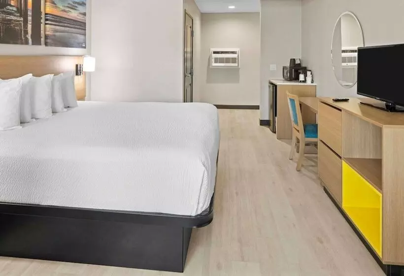 בית מלון כפרי Days Inn By Wyndham San Diegoeast/el Cajon