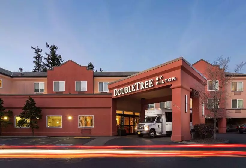 ホテル Doubletree By Hilton Portland Tigard