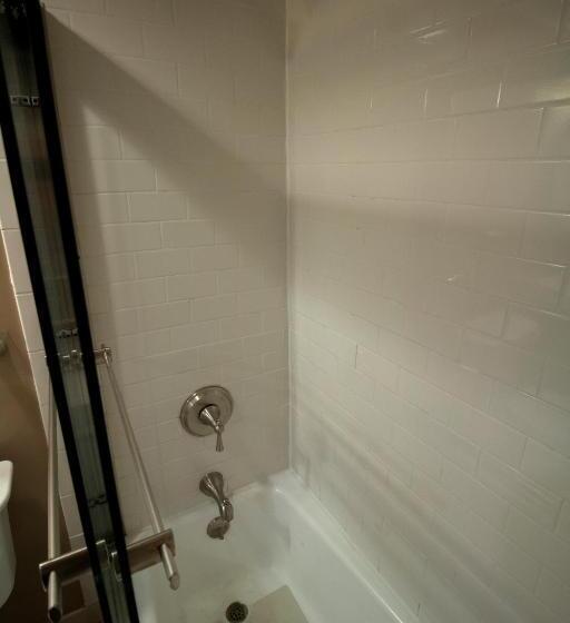 Hotel Inn On The Hudson